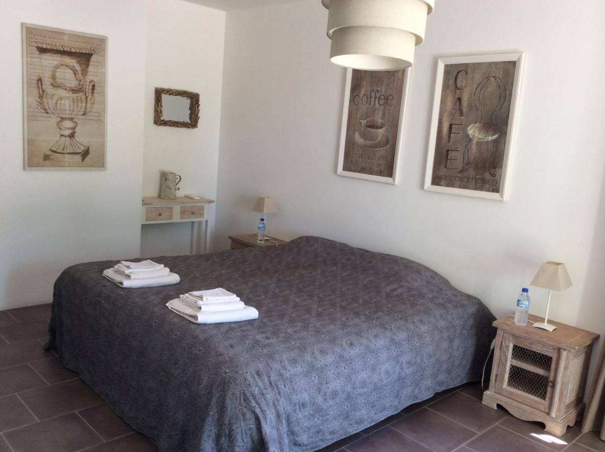 Bed and Breakfast La Bergerie De Castellan Verquieres Екстер'єр фото