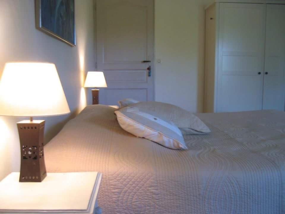 Bed and Breakfast La Bergerie De Castellan Verquieres Екстер'єр фото